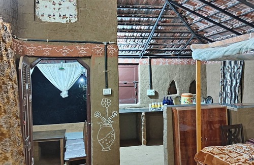 Kasrawad Hotel | Shiva kashi Home stay