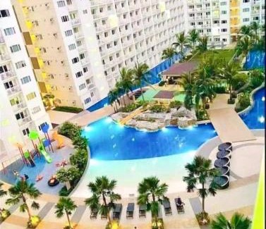 Luzon Apartment | Shore 1 Tower C Near MOA Facing POOL