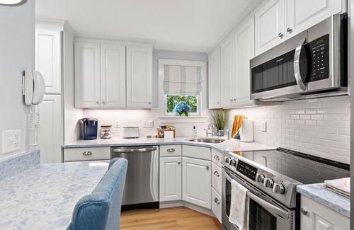 Gloucester Cottage | Shore Cottage - Coastal gem, a traveler favorite! Outdoor patio, central AC.