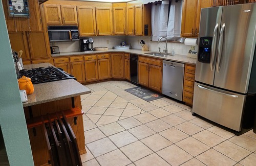 Rogers House | Shoreline at Beaver Lake. Relaxing Peaceful Lakefront Home