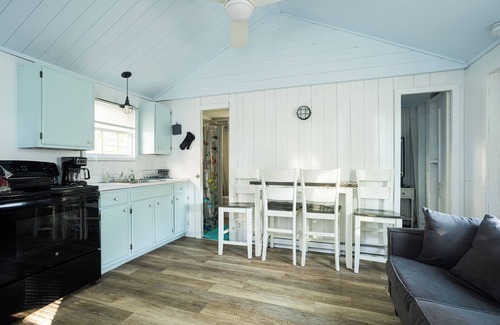 York Beach Cottage | Short walk to Short Sands & Long Sands Beaches! Affordable vacation in York! #7