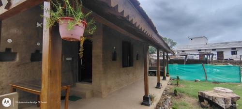 Kasrawad House | Shree Namami Home stay