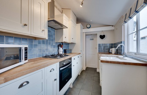 Southwold House | Shrimpers - Two Bedroom House, Sleeps 4