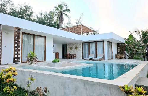 Jambiani Villa | Shungi Villa Zanzibar Trips Included from 3 nights
