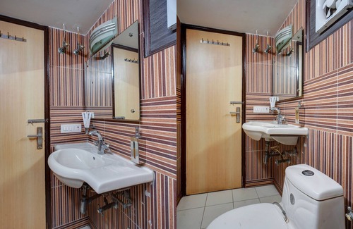 Dariyaganj Hotel | Shyama inn by Rivlet