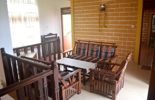 Patuwatha House | Shyni Tourist Guesthouse