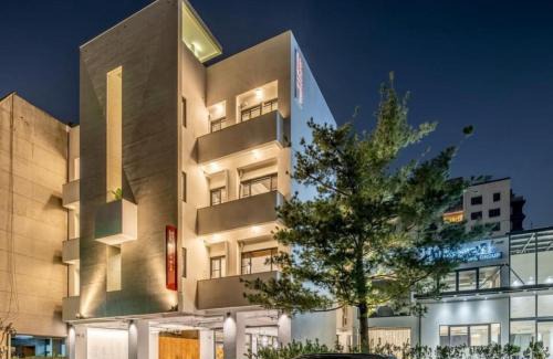 West District Hotel | SI Hotel