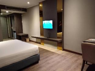 Racha Thewa Hotel | Siam Mandarina Hotel - Free BKK Airport Shuttle