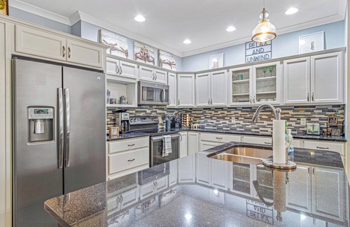 St. Elmo Improvement League House | Side of Lookout Mtn-2bdrm Lux Bungalow-Chatt Vistas