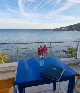 Karfas Apartment | Sideratos Apartments