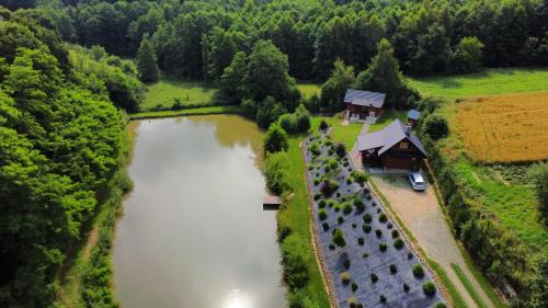 gmina Tarnowiec House | Siedlisko Sielska Dolina Nad Stawem luksusowy domek całoroczny z klimatyzacją