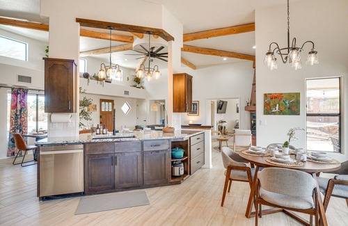 Sierra Vista Southeast House | Sierra Vista Home w/Private Pool & Game Room