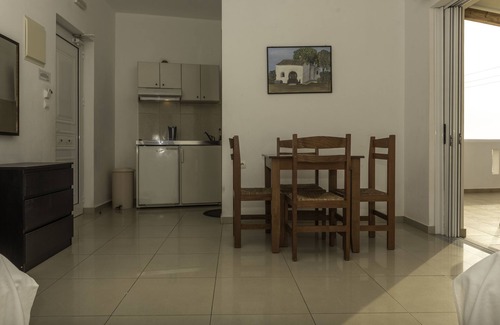 Palaiochora Apartment | Sifis Studios