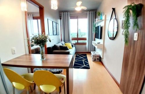 Bairro Lago Negro Apartment | Siga Gramado - Apto faça tudo a pé! Vista! Tv smart! Ar Cond!