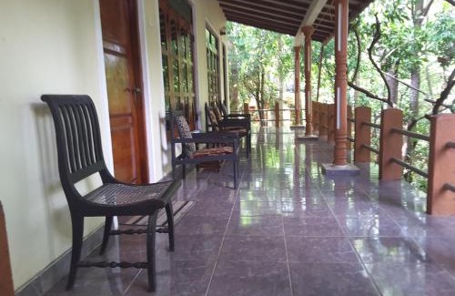 Inamaluwa Resort | Sigiri Holiday Inn