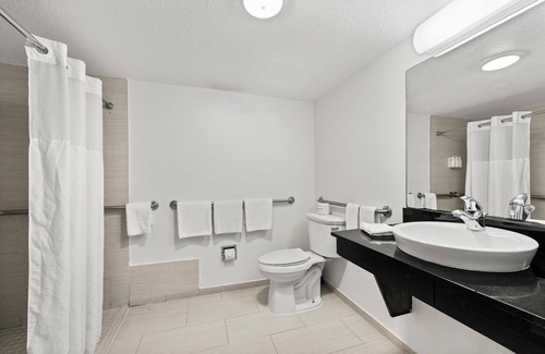 Ludlam Hotel | Signature Inn Miami
