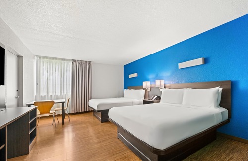 Ludlam Hotel | Signature Inn Miami