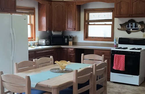 Perry House | Silver Lake, NY - Lakeside Retreat: 2025 Summer Dates Available!