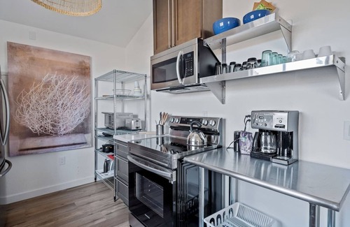 Silver Strand House | Silver Strand/Channel Islands Harbor Beach Flat comfy home-2min to the beach