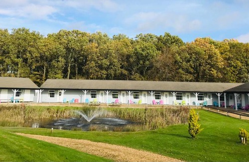 Chackmore Ski Chalet | Silverstone Golf Club And Hotel