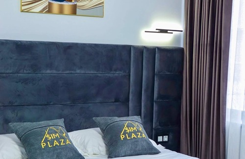 Vagharshapat Hotel | Sim plaza
