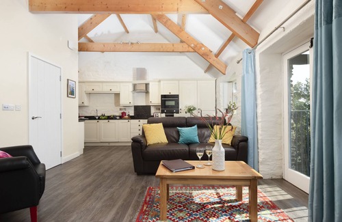 Liskeard Cottage | Simply idyllic for young families or couples alike, this former farm stable has been transformed int