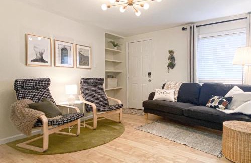 Salem House | Simply Salem Cottage