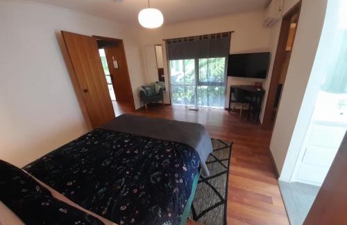 Sassafras House | Simply Sassafras - Hydrangea Suite - self-contained