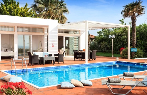 Zalongo Villa | Simpson Secret - Epirus Coast