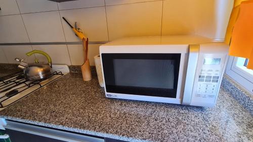 Ezeiza Apartment | Simpsoniano Dpto Centrico a Minutos del Aeropuerto