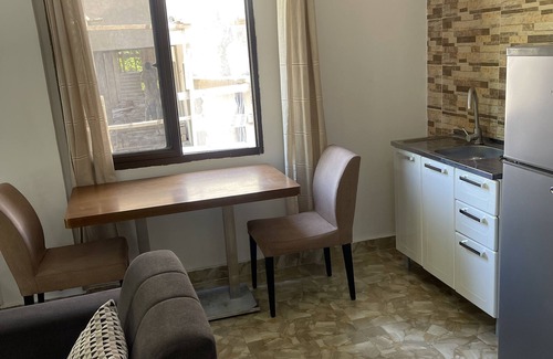 Ngaliema Apartment | Single Blissful- R.A
