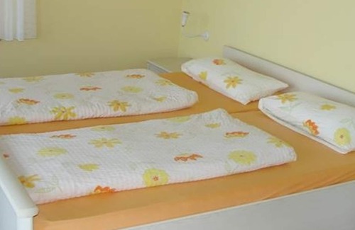 Gleiszellen-Gleishorbach Apartment | Single Room Shower / WC - Pension Henriette
