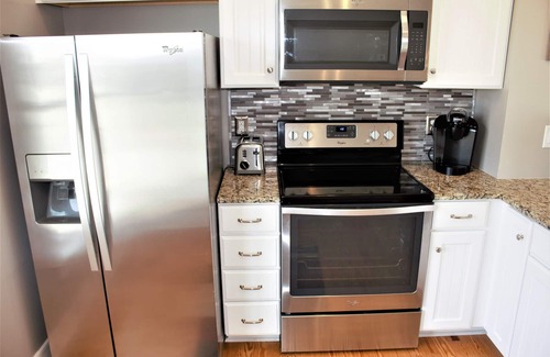 Atlantic Beach House | Single Home.Sleeps 7-2 BR/2full baths Overlooks Pool-steps from Beach.