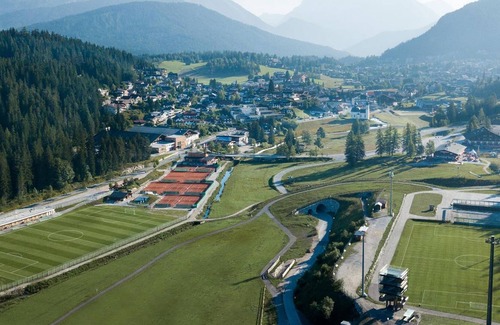 Seefeld in Tirol House | Single Room Comfort D - Short Stay - Hotel Helga