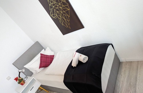 Rastatt Hotel | Single room-Private Bathroom