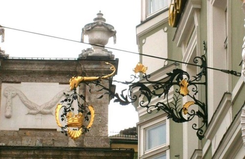 Innsbruck City Centre House | Single room with shower od. Bathroom, WC - Hotel Goldene Krone