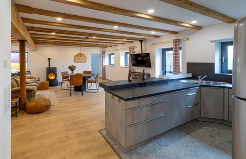 Rot am See House | Single-storey living on a farm in a secluded location. Extensive fields and meadows surround Haus Augenweite