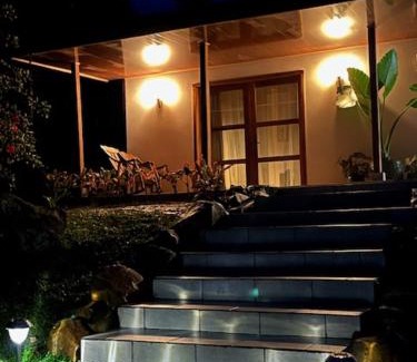 Pacuare Reserve Bed & Breakfast | Siquirres Mountain Lodge
