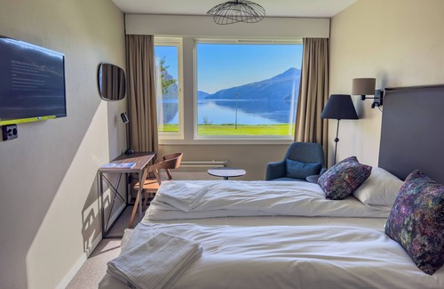 Tonstad Hotel | Sirdalsvatnet Hotel