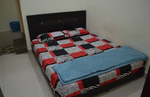 Seri Kembangan House | Sitiyam Homestay Seri Kembangan