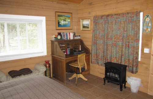 Tagish Resort | Six Mile River Resort