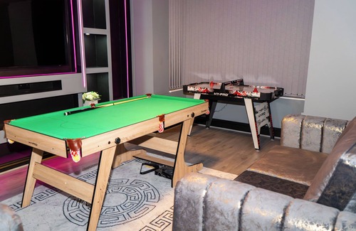 Shipley House | Sk Stays Luxury Home Jacuzzi Bath & Cinema Room V.I.P