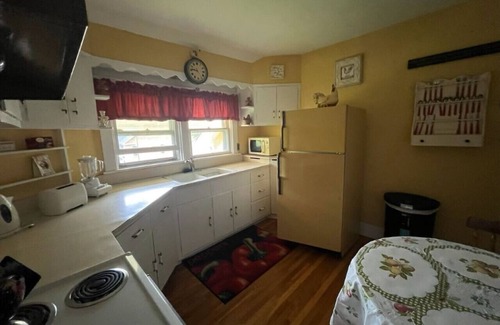 Skaneateles Apartment | Skaneateles-Village Charm Unit 2