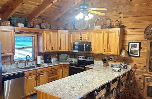 Wolf Laurel Cabin | Ski & Golf Paradise in Wolf Laurel-Home to Hatley Pt Ski Resort