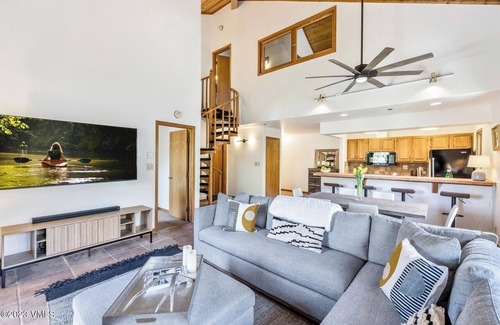 Beaver Creek Condo | Ski In/out with HOT TUB! PENTHOUSE, Walk to Ski School & Restaurants! BC Village