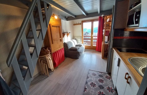 Montalbert Apartment | Ski-in ski-out apartment