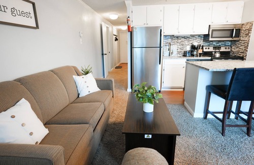 Snowshoe Condo | Ski-in/Ski-out Mtn. Lodge #157 - Sleeps 8