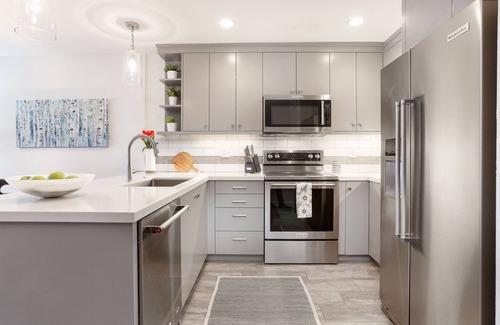 North Park City Condo | SKI N SKI OUT, Hike & Bike out the door, Gym Pickle Ball Tennis pools tub