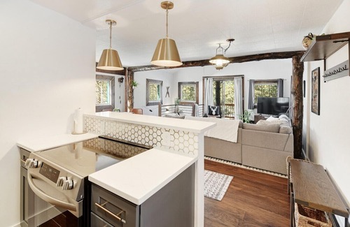 Pine House | Skipper's Pine Cabin