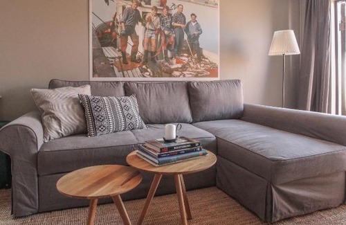Husavik House | Skjálfandi
